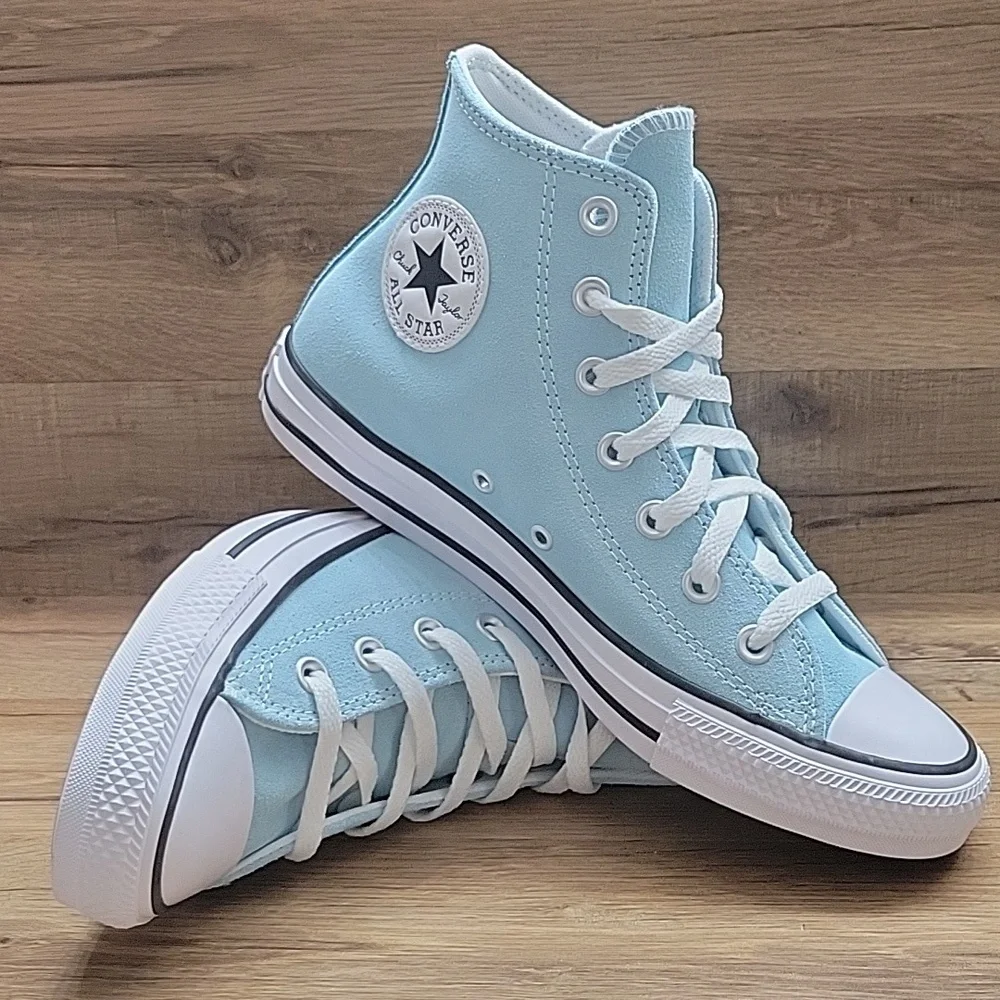 Converse Women's Sky Blue High-Top Sneakers